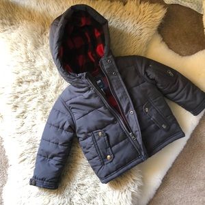 Osh Kosh  toddlers puffy coat.